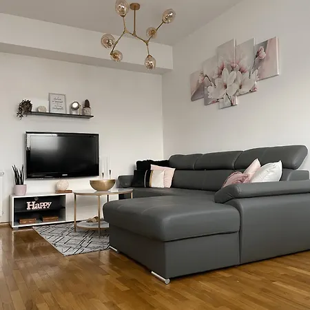 Apartment Center Serviced *